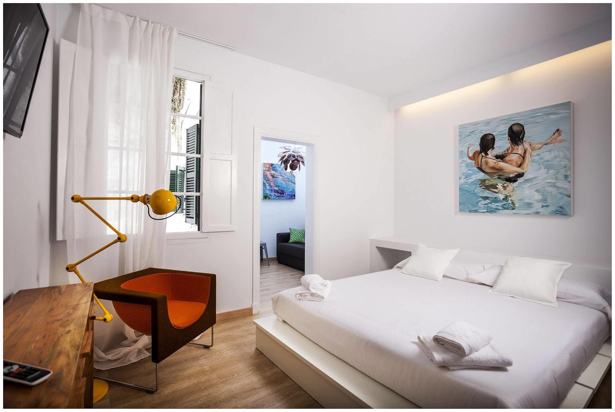 Cheap & Chic Hotel Ciutadella  Zewnętrze zdjęcie