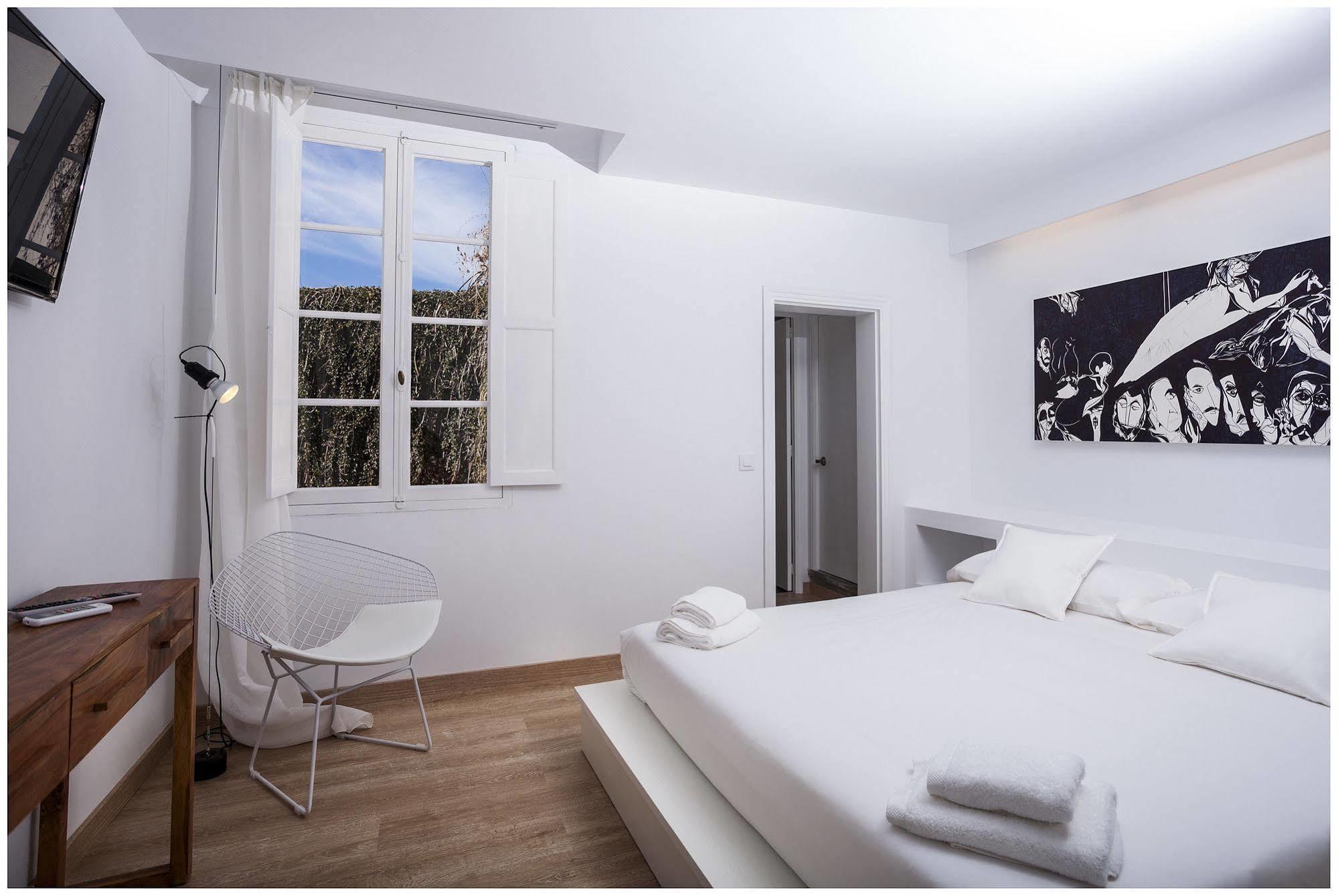 Cheap & Chic Hotel Ciutadella  Zewnętrze zdjęcie