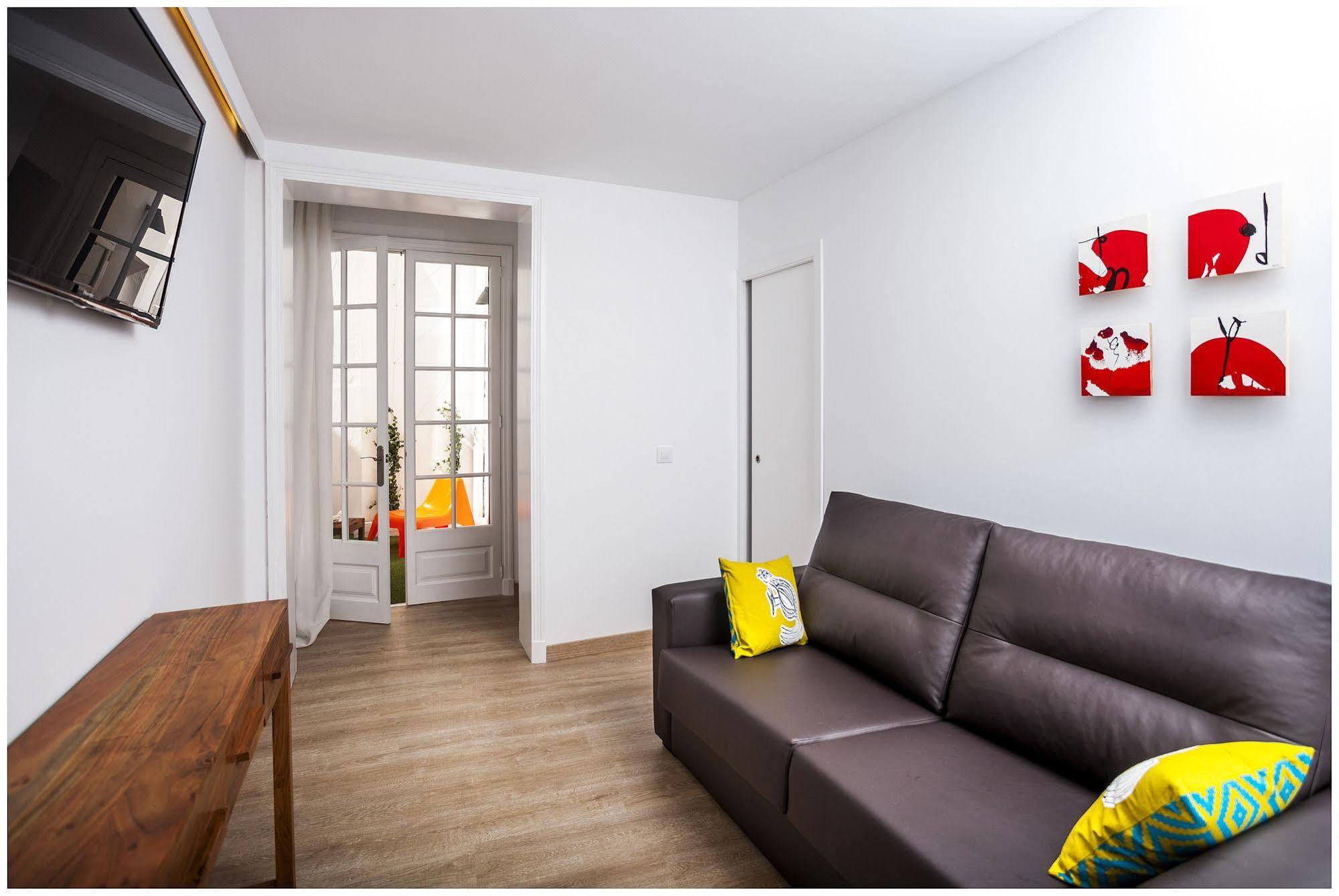 Cheap & Chic Hotel Ciutadella  Zewnętrze zdjęcie
