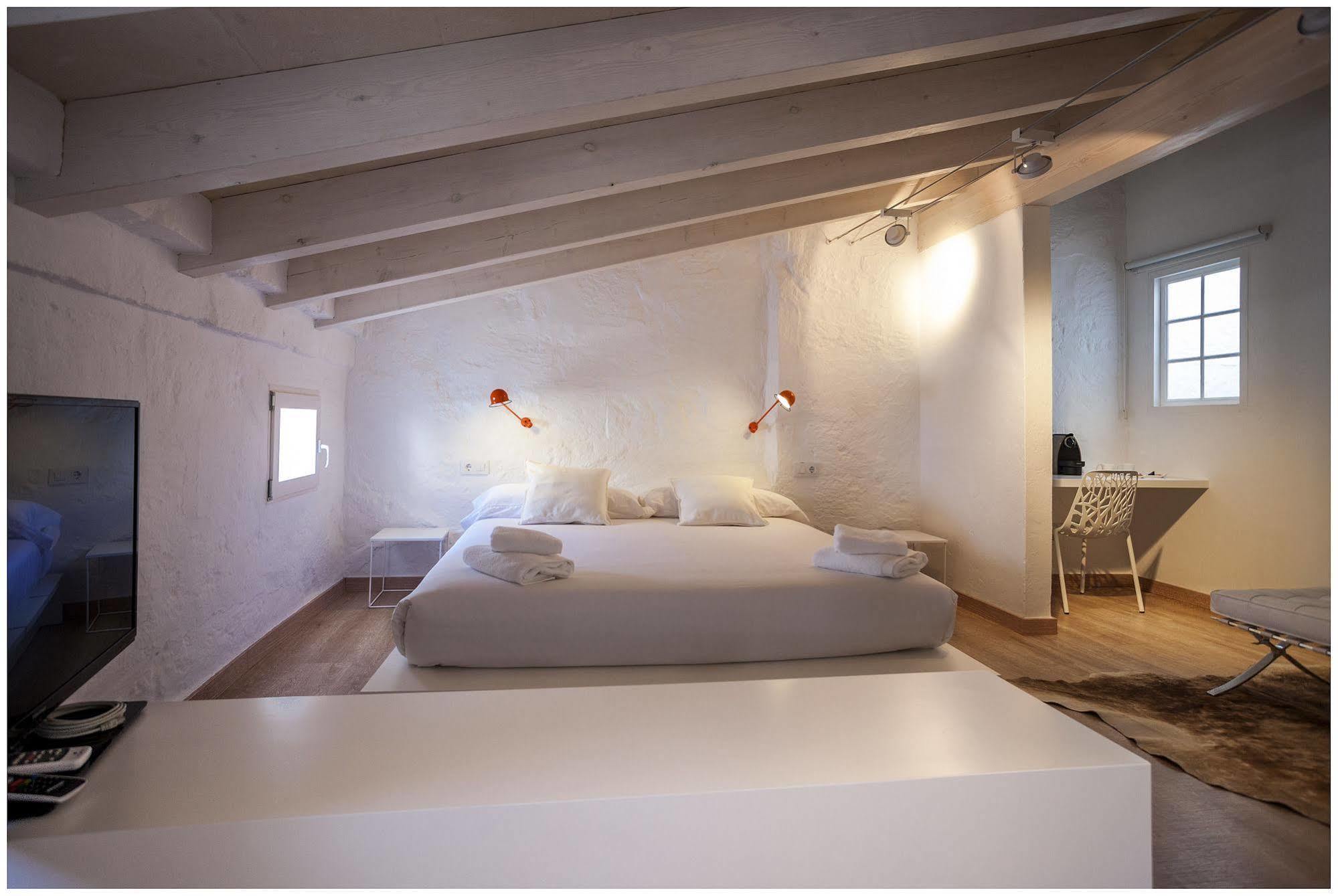 Cheap & Chic Hotel Ciutadella  Zewnętrze zdjęcie