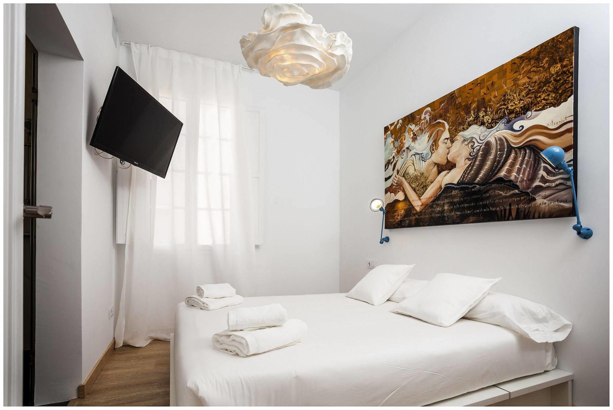 Cheap & Chic Hotel Ciutadella  Zewnętrze zdjęcie